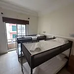 Hotel Guest In Ninho