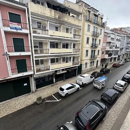Privatunterkunft Guest In Ninho Lissabon
