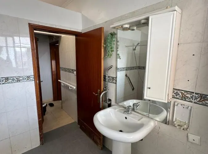 Hotel Guest In Ninho *