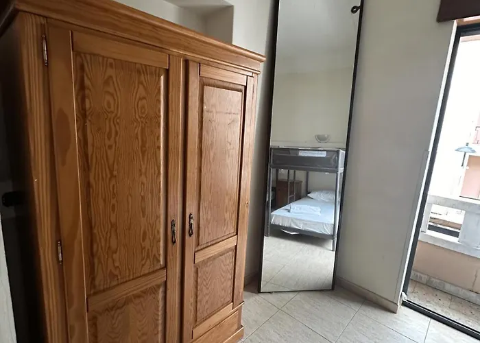 Guest In Ninho Hotel