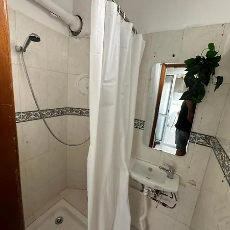 Проживание в семье Guest In Ninho